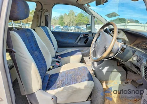 1998 Toyota Estima from USA, damaged, VIN TCR101347082